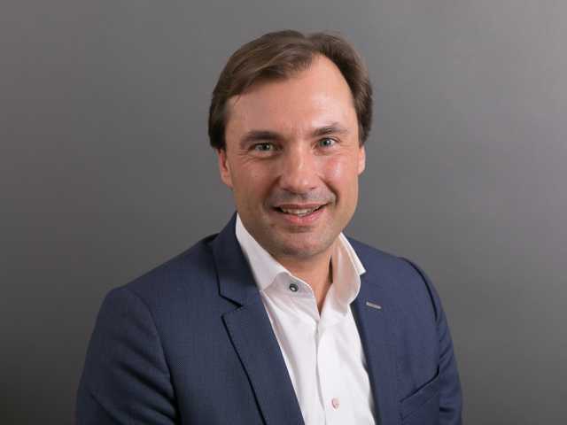 Prof. dr. Alex Friedrich | Hoogleraar Medische Microbiologie aan de RUG en hoofd van de afdeling Medische Microbiologie en Infectiepreventie aan het UMCG