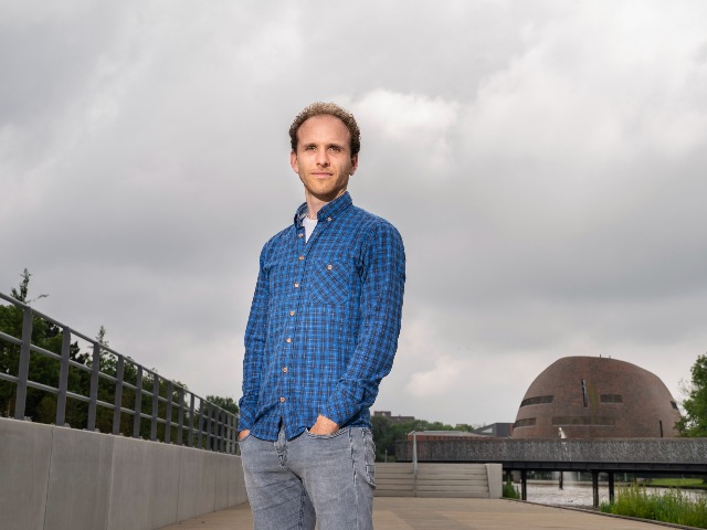 Associate professor Tom Boot (photo: Reyer Boxem)