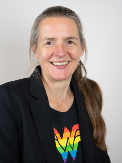 Professor Bettina van Hoven