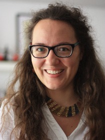 Dr Vanessa Tünsmeyer