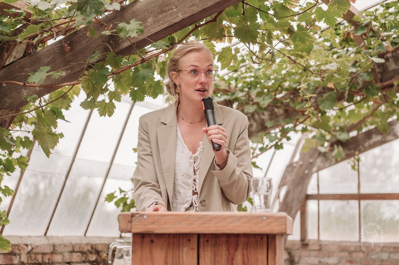 Iris van der Wal, foto gemaakt door Fenna van Wonderfotografie