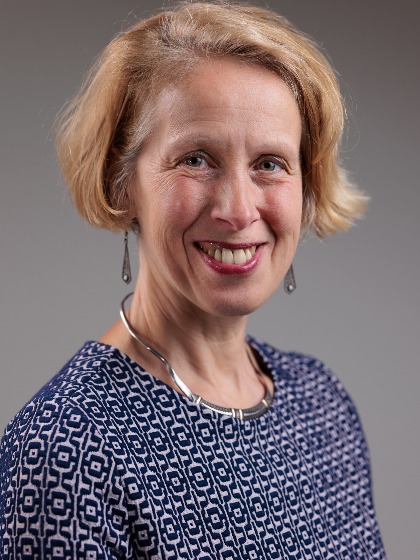 Profielfoto van dr. A.M.H. (Angeliek) van Hout