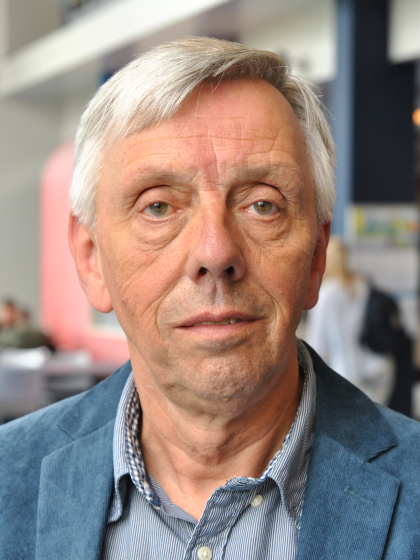 prof. dr. D. (Dirk) Strijker