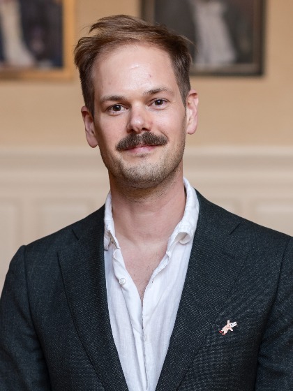 Profile picture of dr. L.A.W.J. (Lars) de Wildt