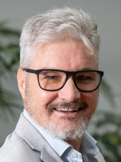 Profielfoto van M.W. (Michael) Dee, Prof